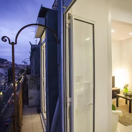 Amazing Castle View Daire Lisboa